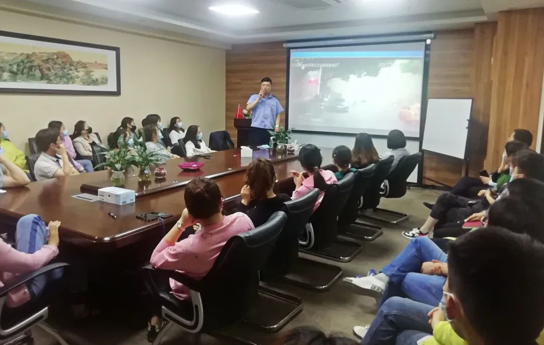 科進·澳思泰組織開展“防震與消防安全知識“